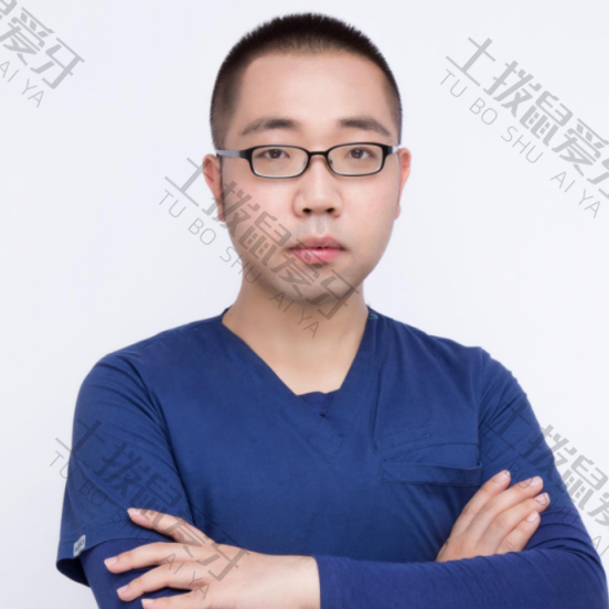 赵炜