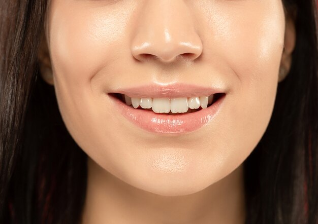 牙齿不齐不矫正，老了以后对牙齿有什么危害吗？